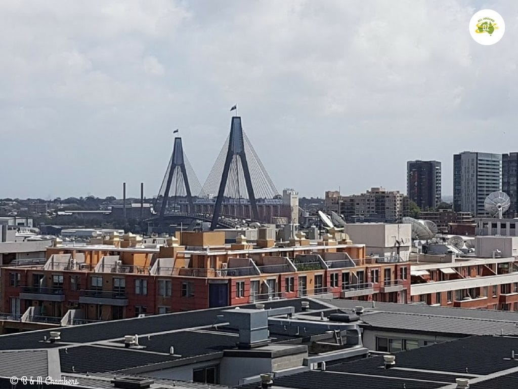 darling harbour, sydney oaks goldsbrough apartment views