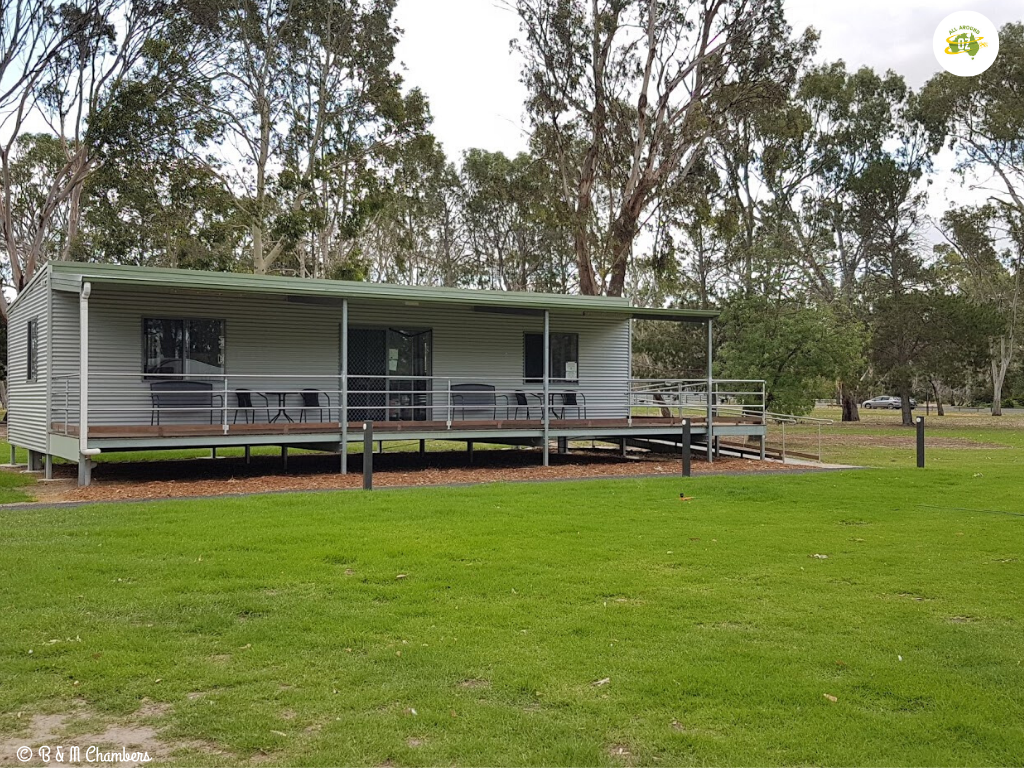 Riverside Holiday Park - Camp Kitchen